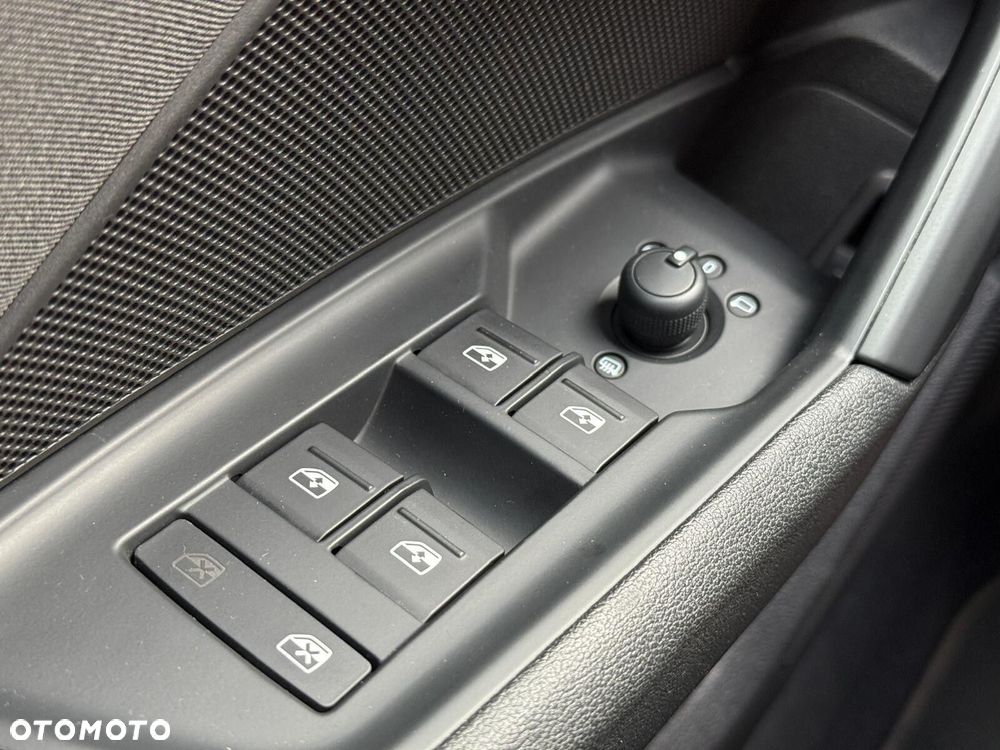 Audi A3 Limousine 30 TFSI mHEV S tronic - 28