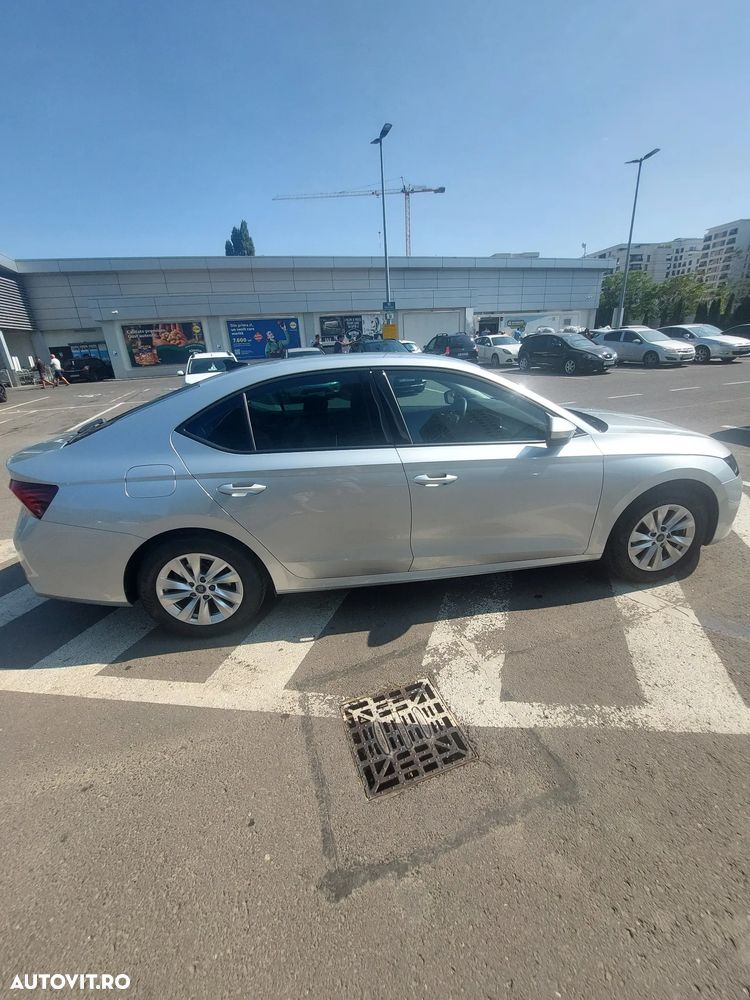 Skoda Octavia 1.5 TSI mHEV DSG Selection - 4