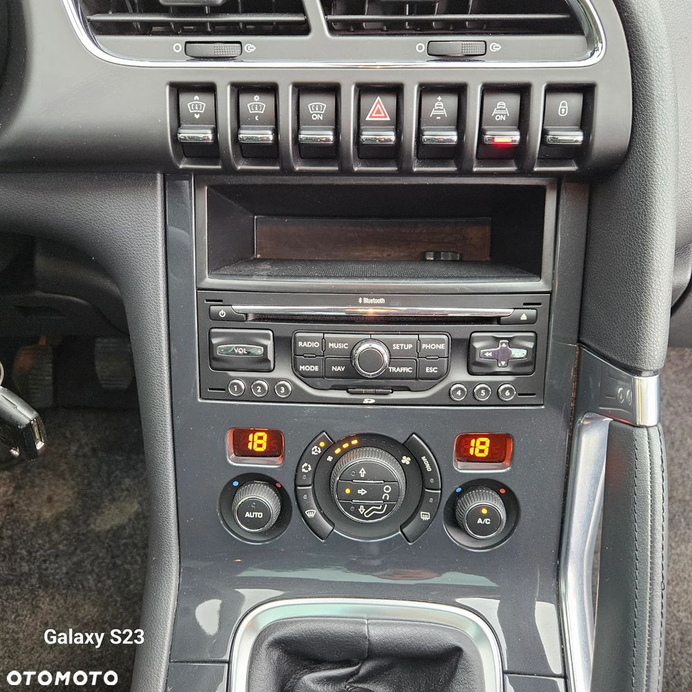 Peugeot 3008 1.6 THP Style - 38