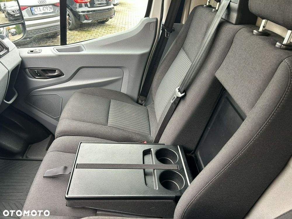 Ford Transit - 18