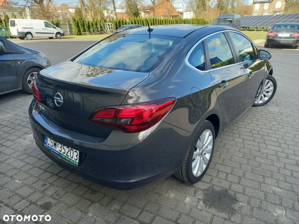 Opel Astra 1.4 Innovation - 5