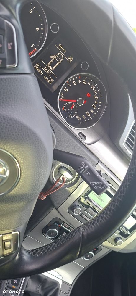 Volkswagen Passat 1.6 TDI BlueMotion - 29