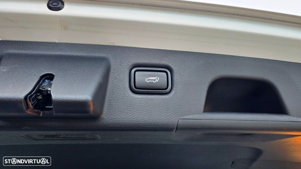 Kia Ceed SW 1.6 CRDi MHEV Drive+SRF - 22