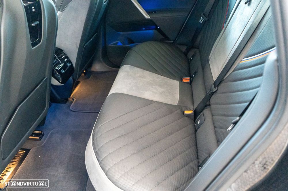 BMW iX xDrive 45 Pack Desportivo - 10