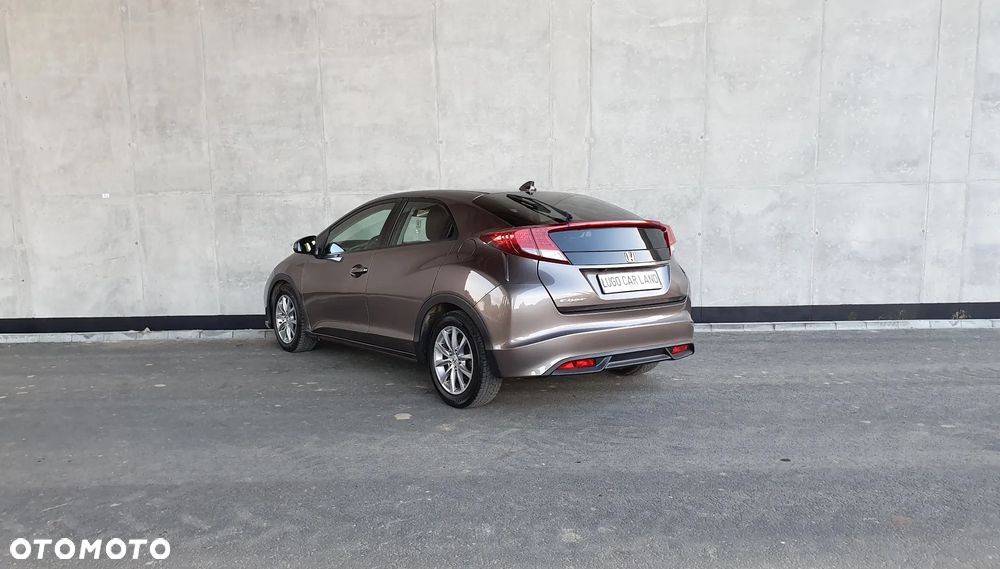 Honda Civic 1.8 i-VTEC Automatik Elegance - 3