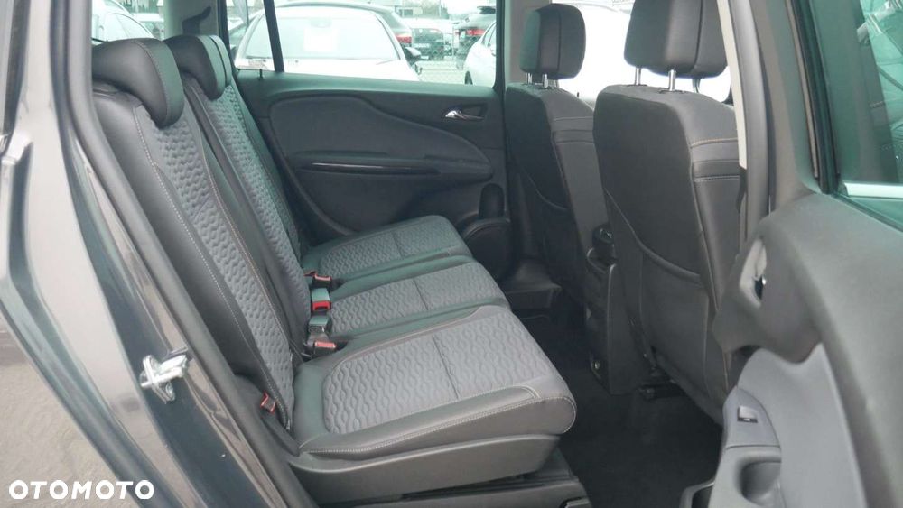 Opel Zafira - 16
