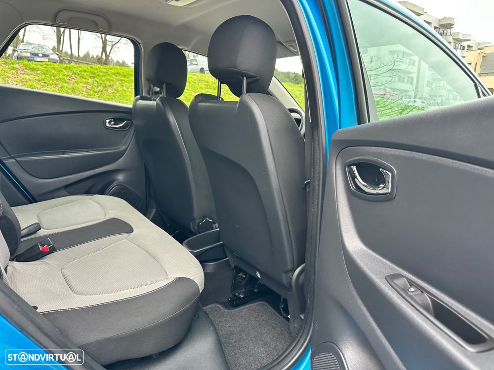 Renault Captur dCi 90 EDC Dynamique - 28