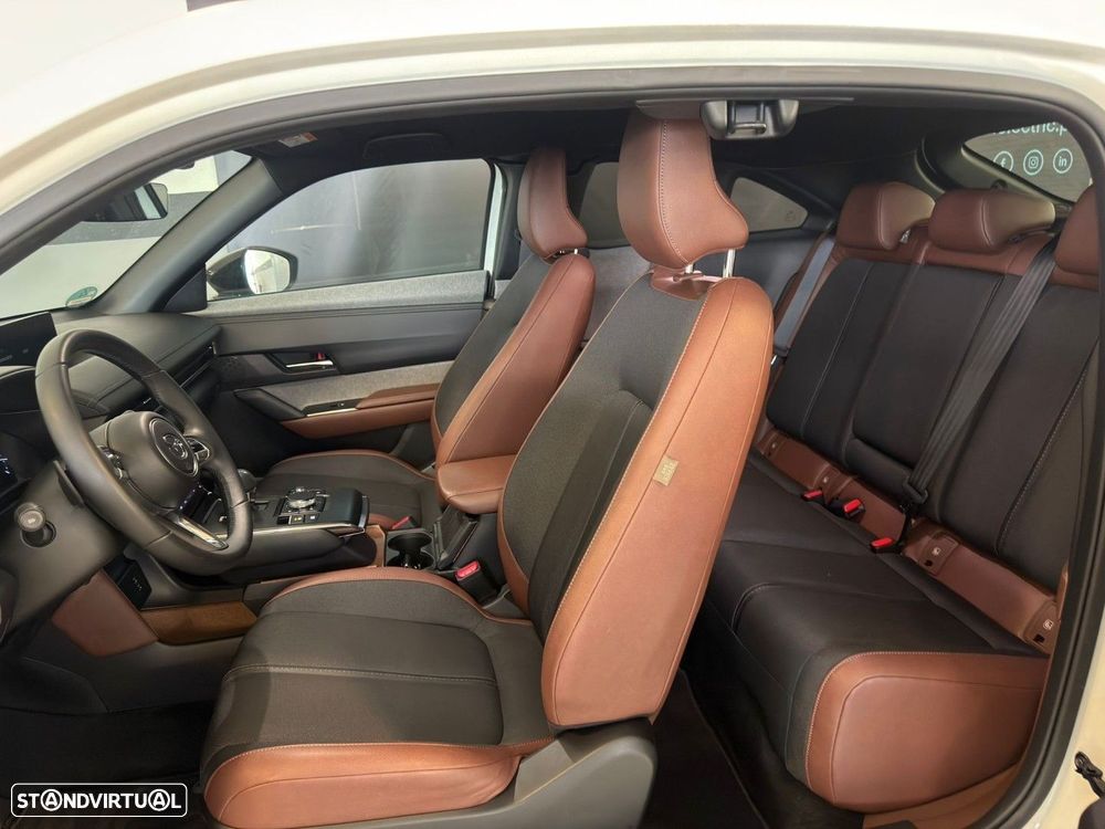 Mazda MX-30 e-SKYACTIV Advantage Industrial Vintage - 5