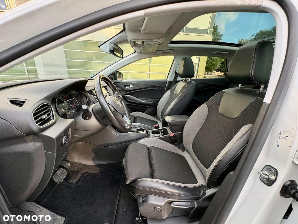 Opel Grandland X 1.2 T GPF Elegance S&S - 12