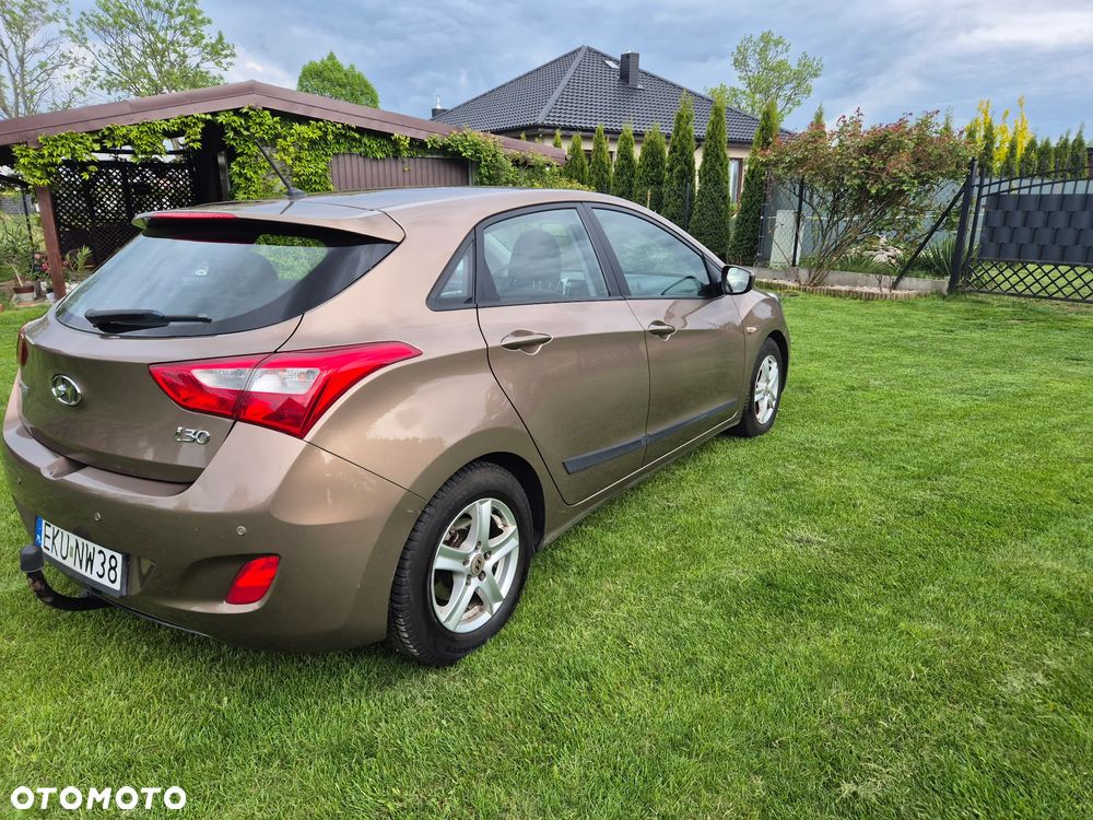 Hyundai i30 1.6 Comfort - 4