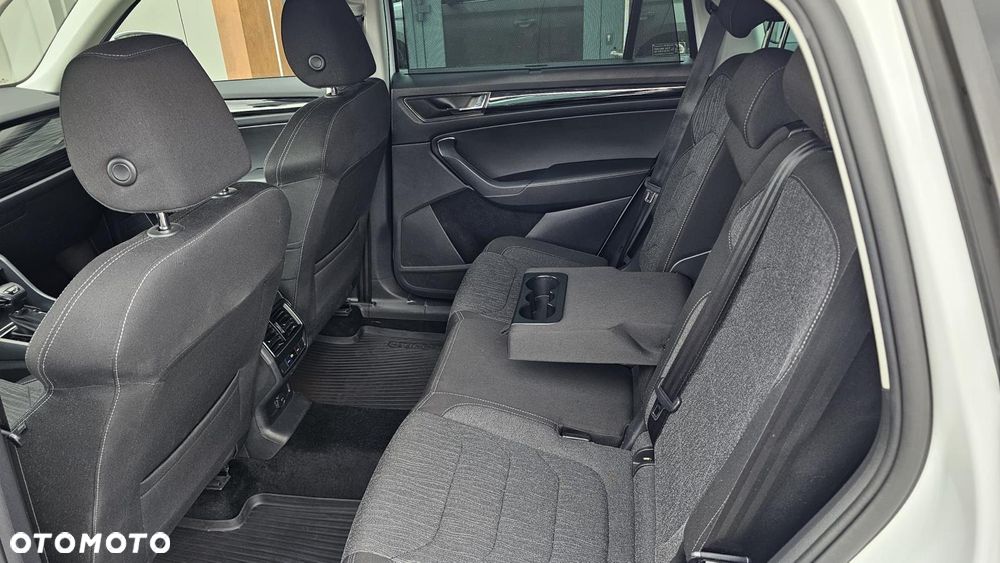 Skoda Kodiaq 2.0 TSI 4x4 Style DSG - 9