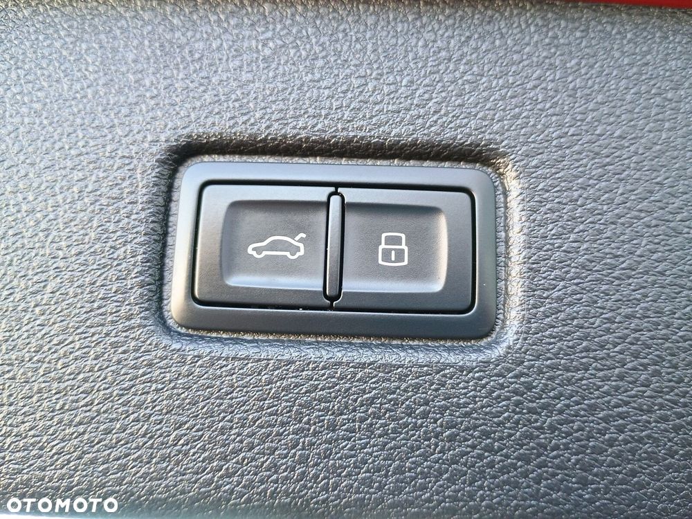 Audi Q7 - 10