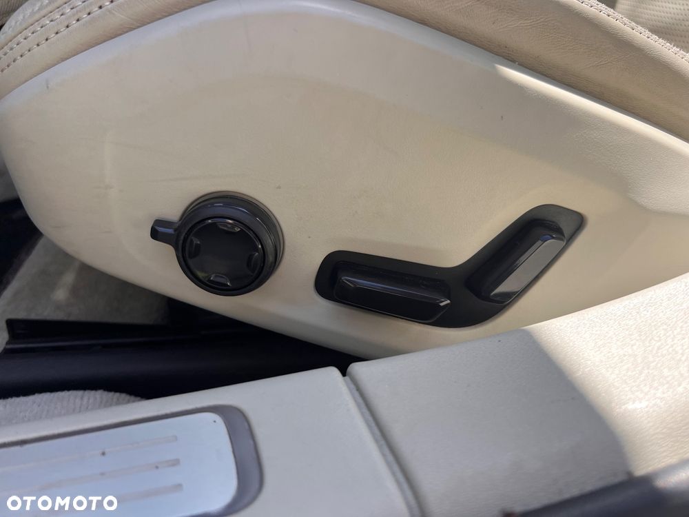 Volvo V90 D4 Inscription - 33