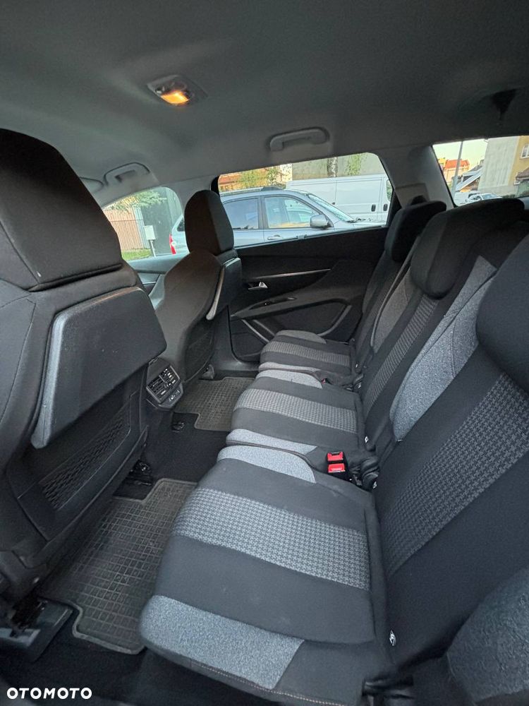 Peugeot 5008 1.5 BlueHDi Active Pack S&S EAT8 - 24