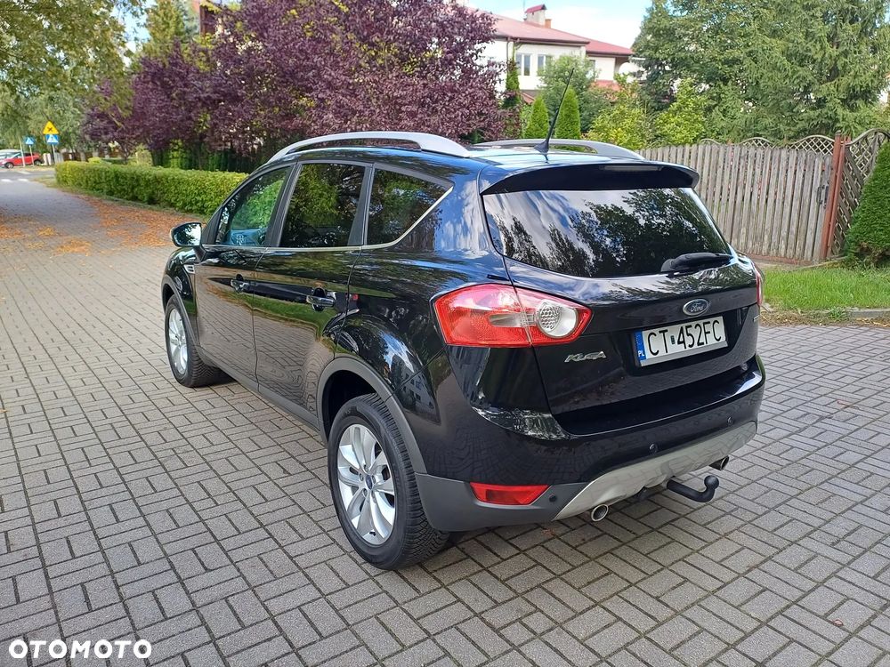 Ford Kuga 2.0 TDCi 2x4 Titanium - 11
