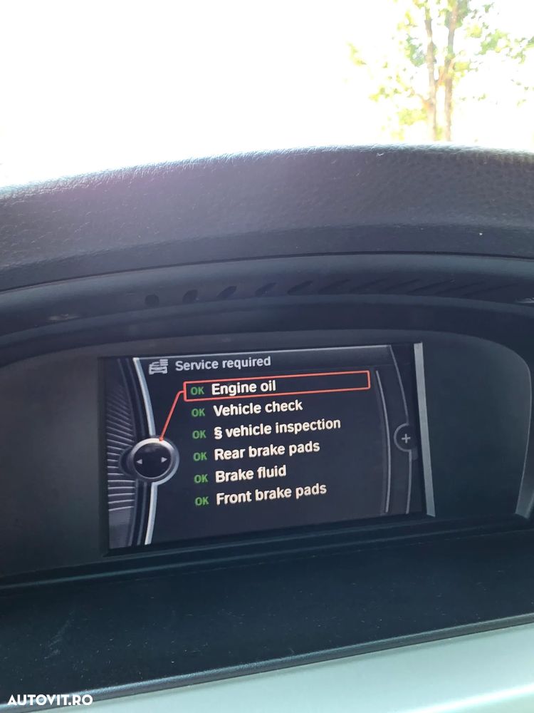 BMW Seria 3 320d - 23