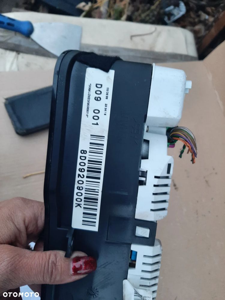 licznik zegar Audi A4 B5 lift 8D0920900K Europa - 3
