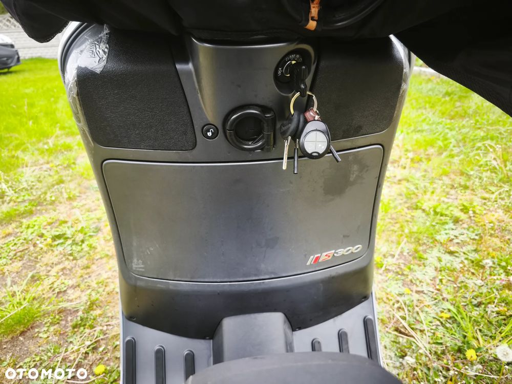 Piaggio Vespa - 10