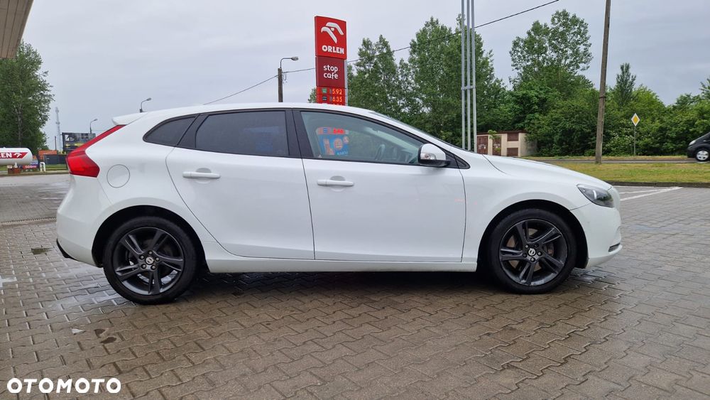 Volvo V40 D4 Summum - 28
