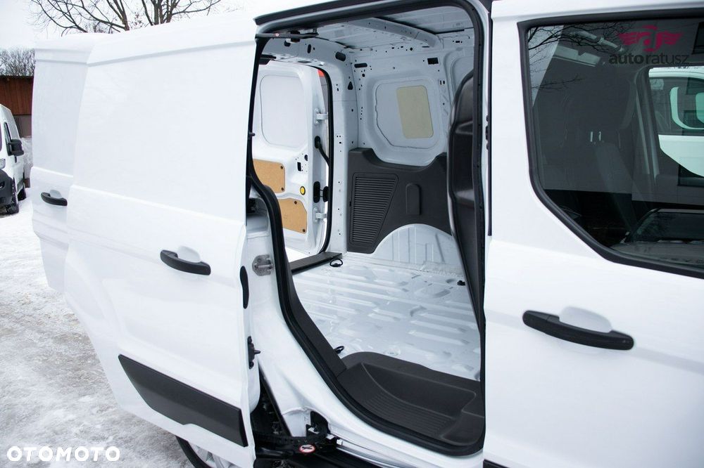 Ford Transit Connect - 37