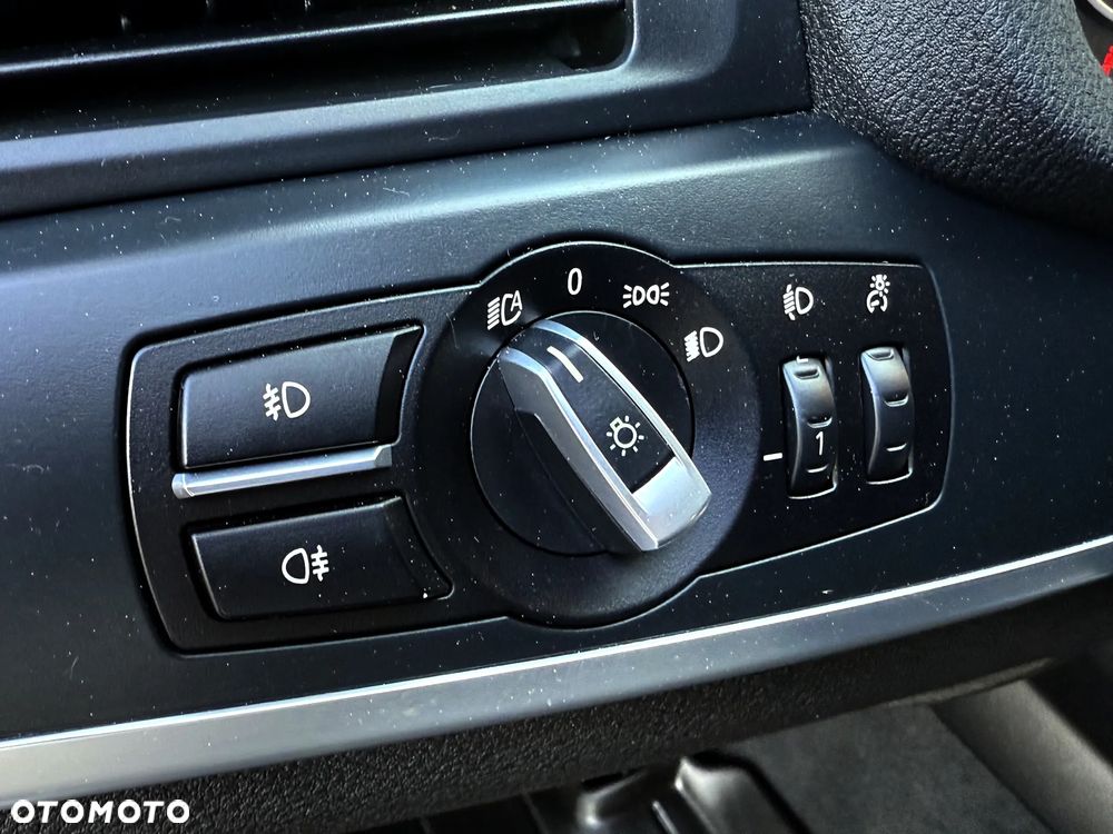 BMW X3 xDrive20d - 28