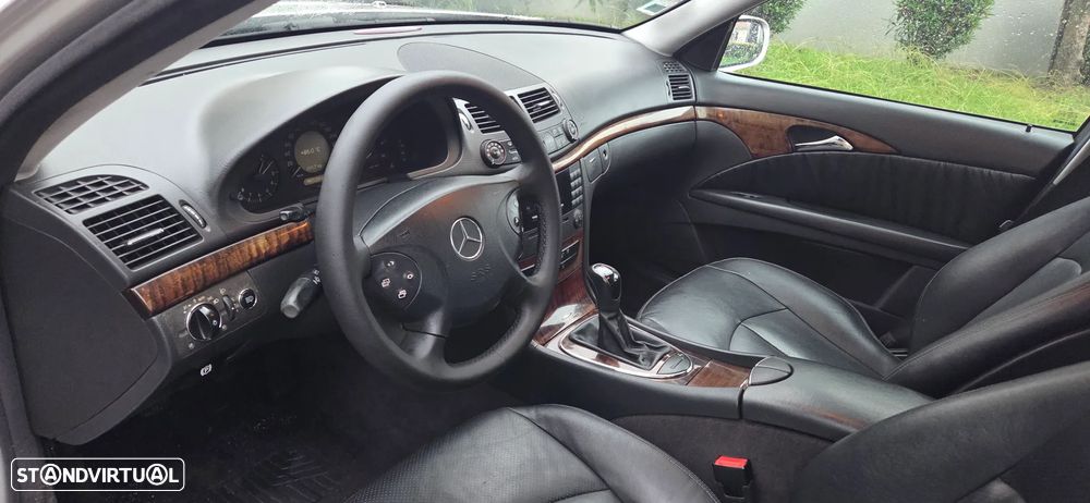 Mercedes-Benz E 220 CDi Elegance - 12