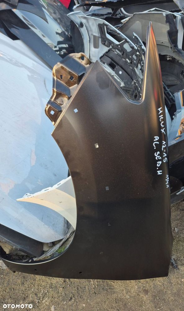 Błotnik Toyota Hilux Lifting 2012-2015r. Przód Lewy