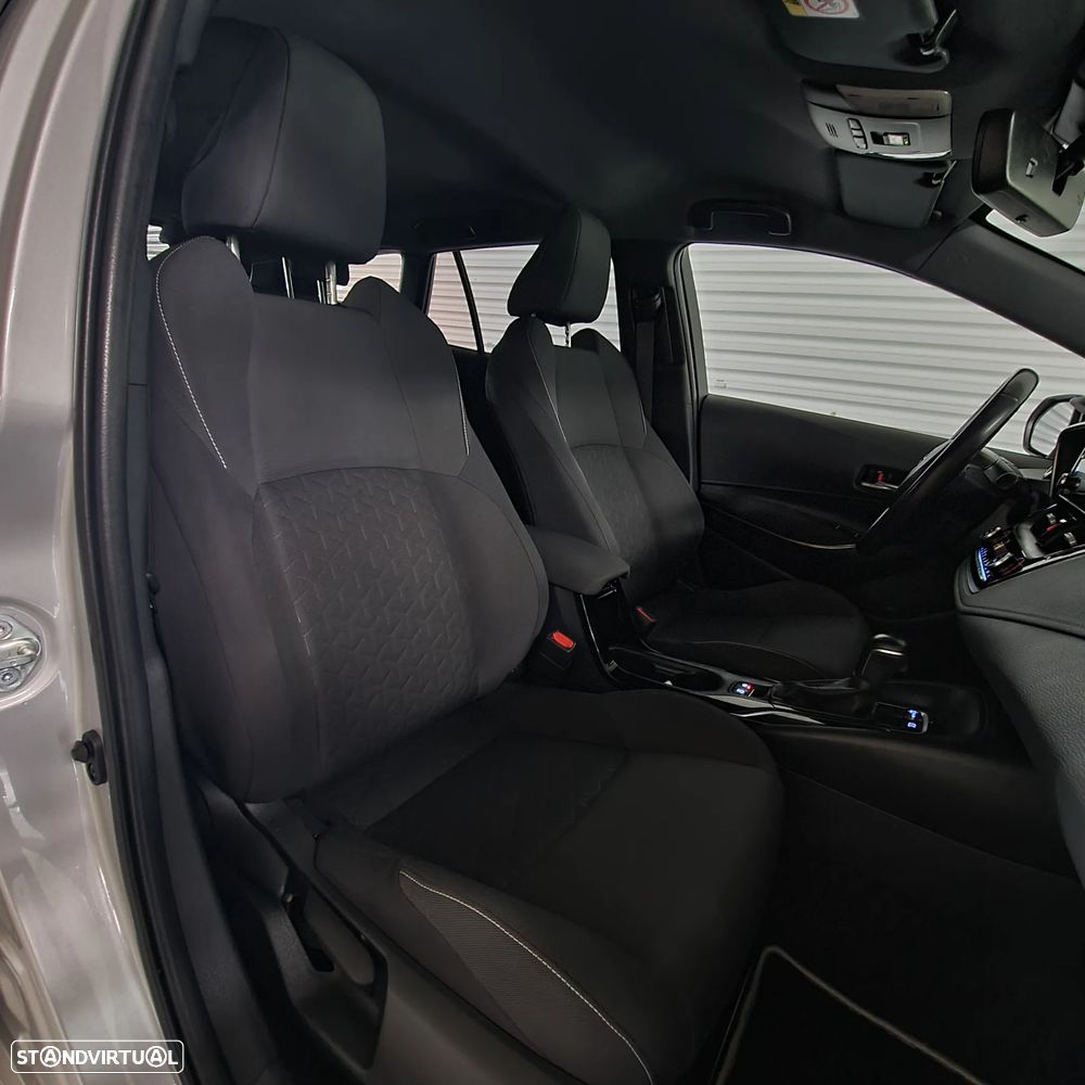 Toyota Corolla Touring Sports 1.8 Hybrid Comfort+P.Sport - 25