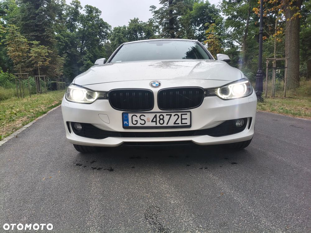 BMW 3 Series 2013 photo 4