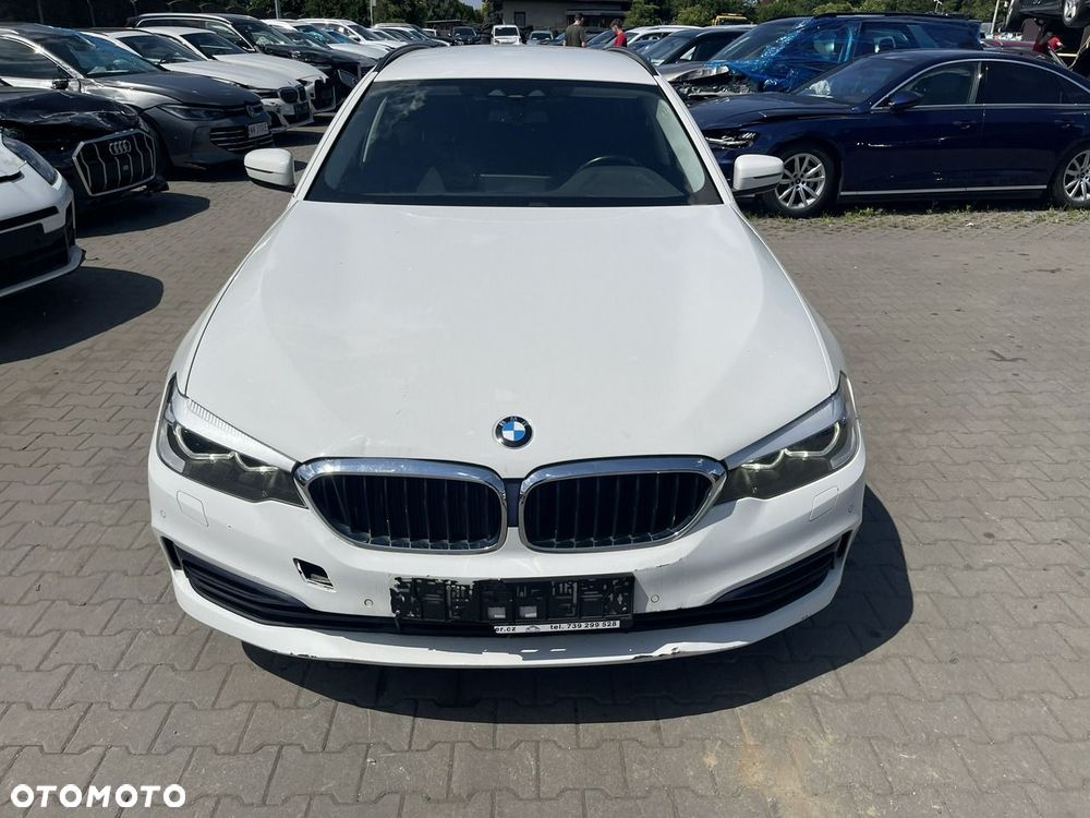 BMW Seria 5 520d xDrive Sport Line - 5