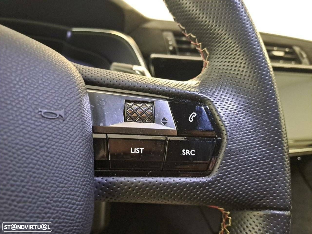 DS DS7 E-Tense Performance Line EAT8 - 18