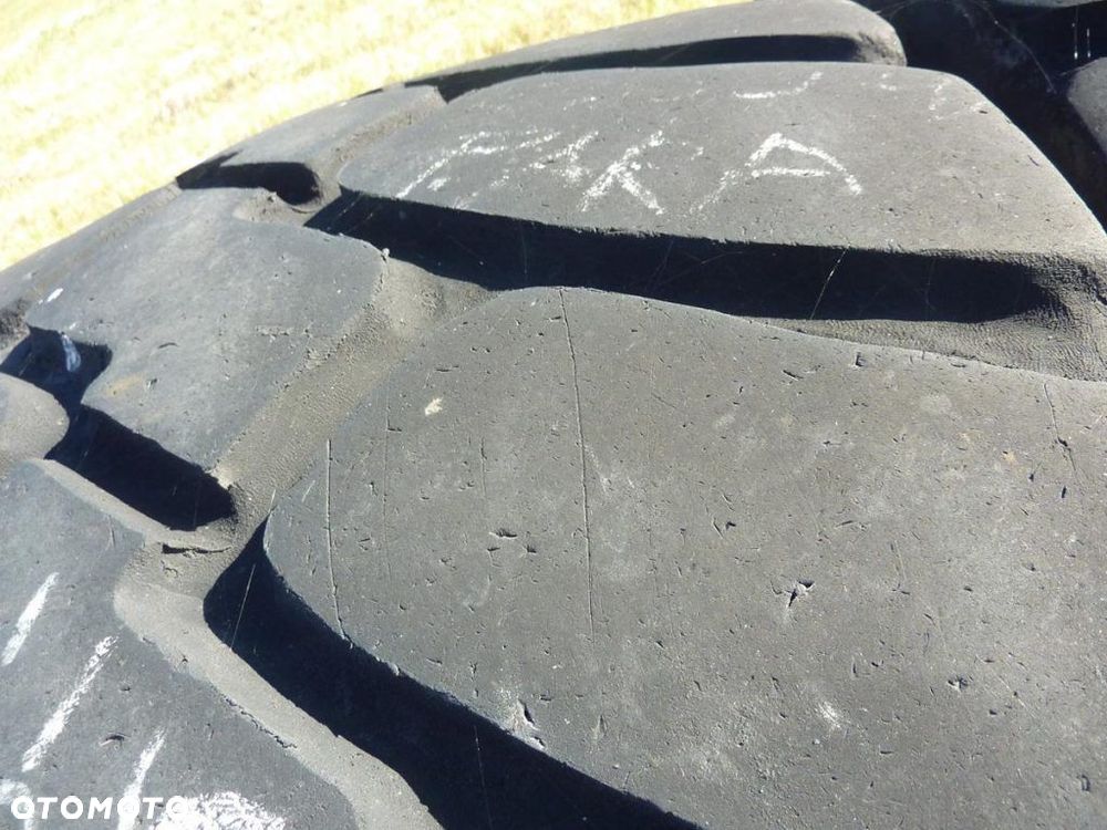 2x Opona używana przemysłowa 600/65R25 GOODYEAR 900zł(szt.) W2802 - 5