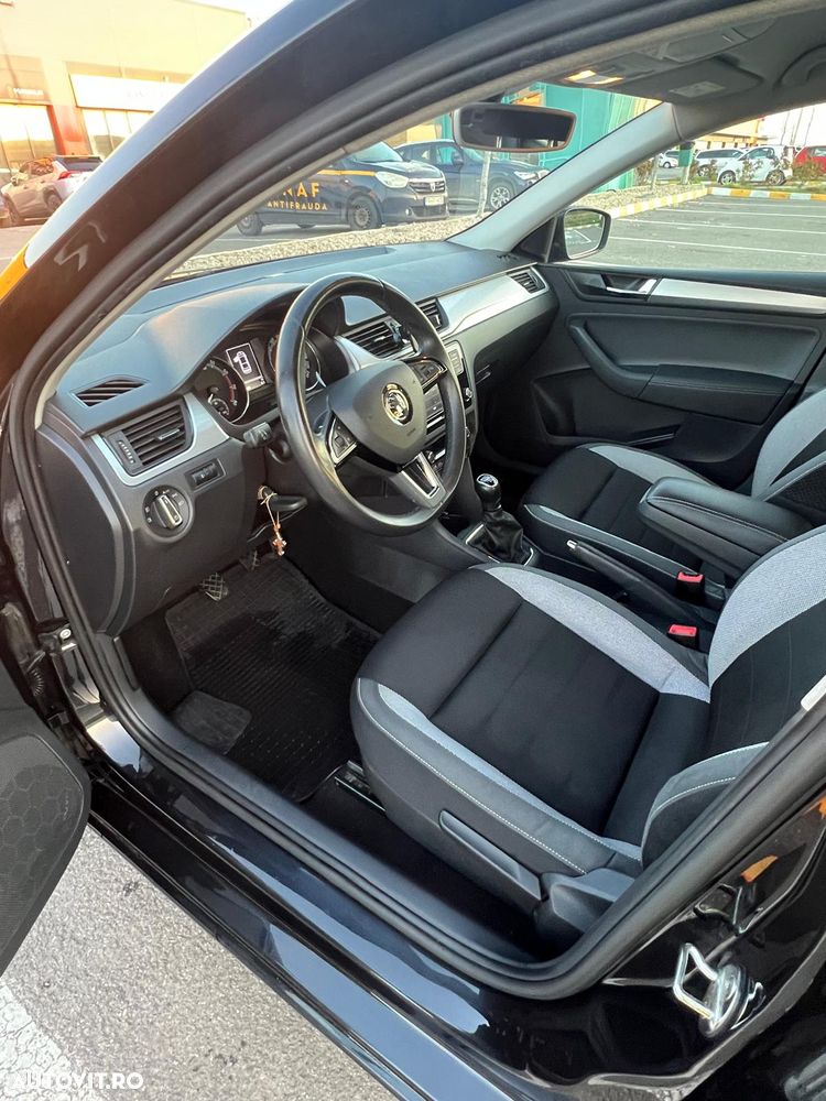 Skoda RAPID 1.0 TSI Style - 9