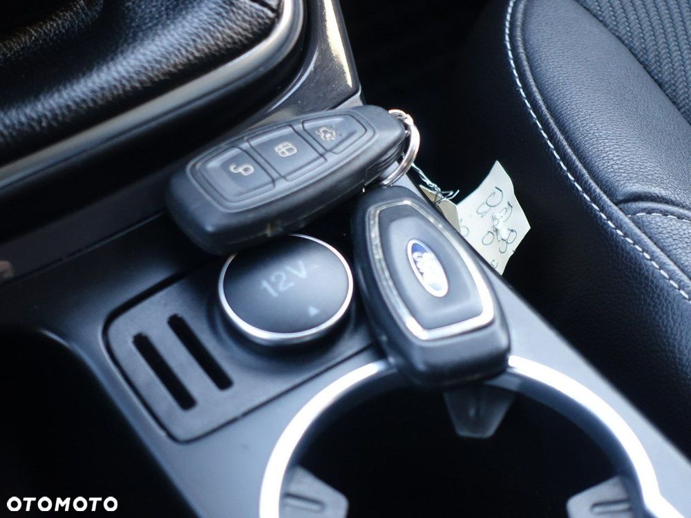 Ford Kuga 2.0 TDCi Titanium - 24