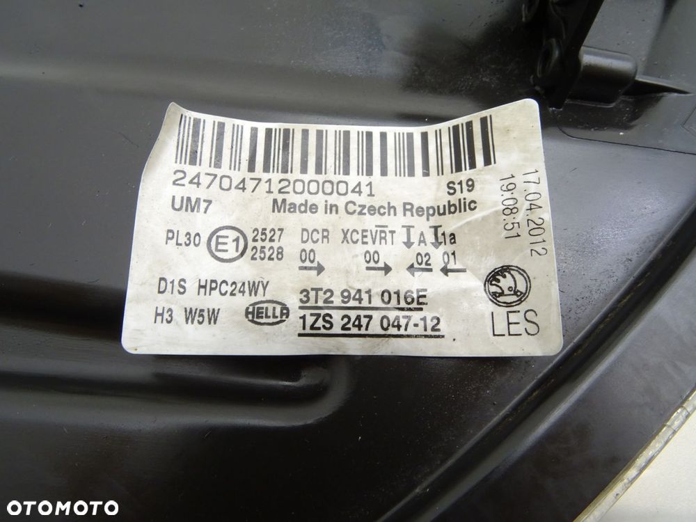Lampa prawa prawy przód przednia xenon anglik 3t2941016e skoda superb ii - 7