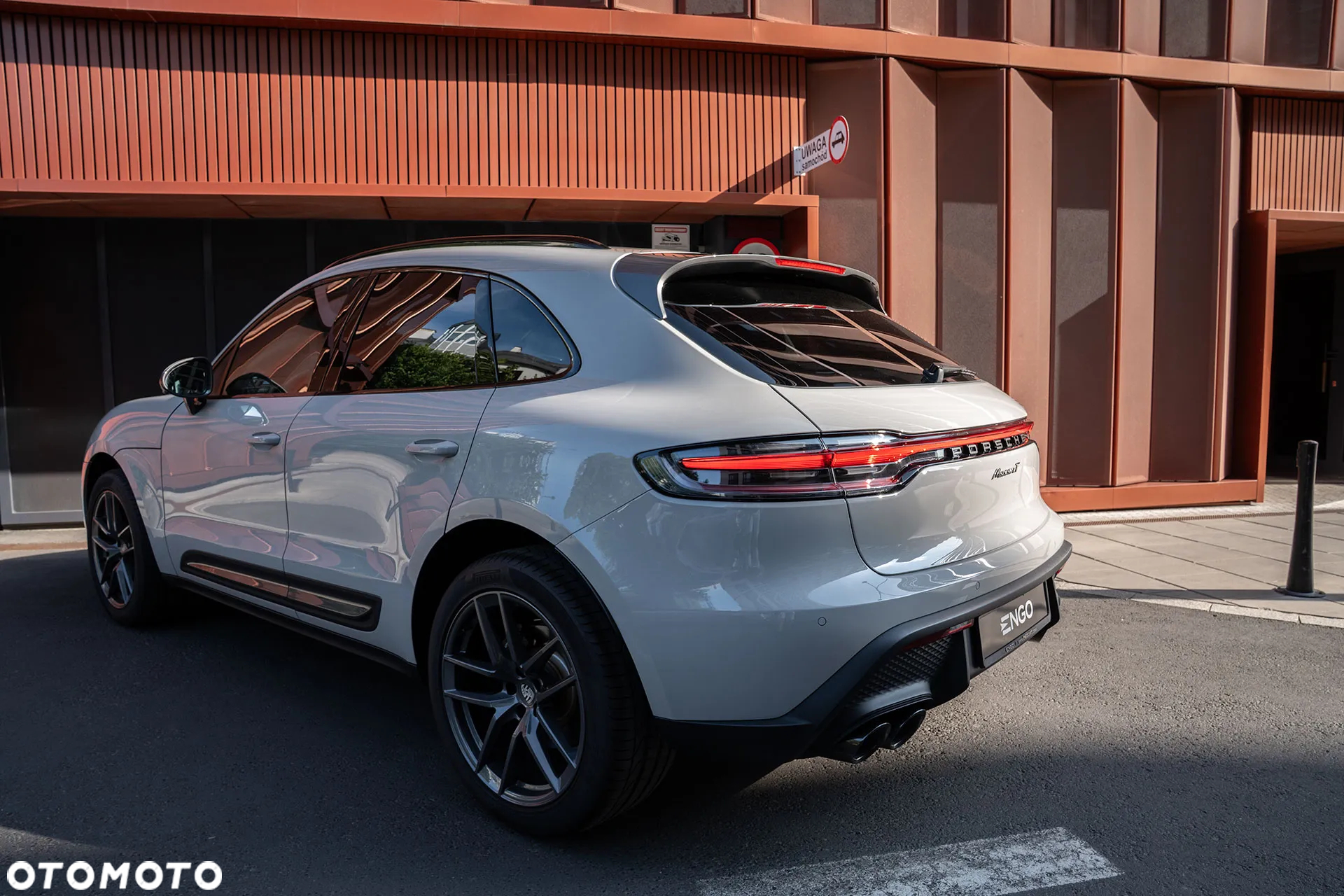 Porsche Macan T - 27