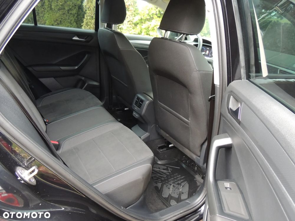 Volkswagen T-Roc 1.5 TSI Style - 24