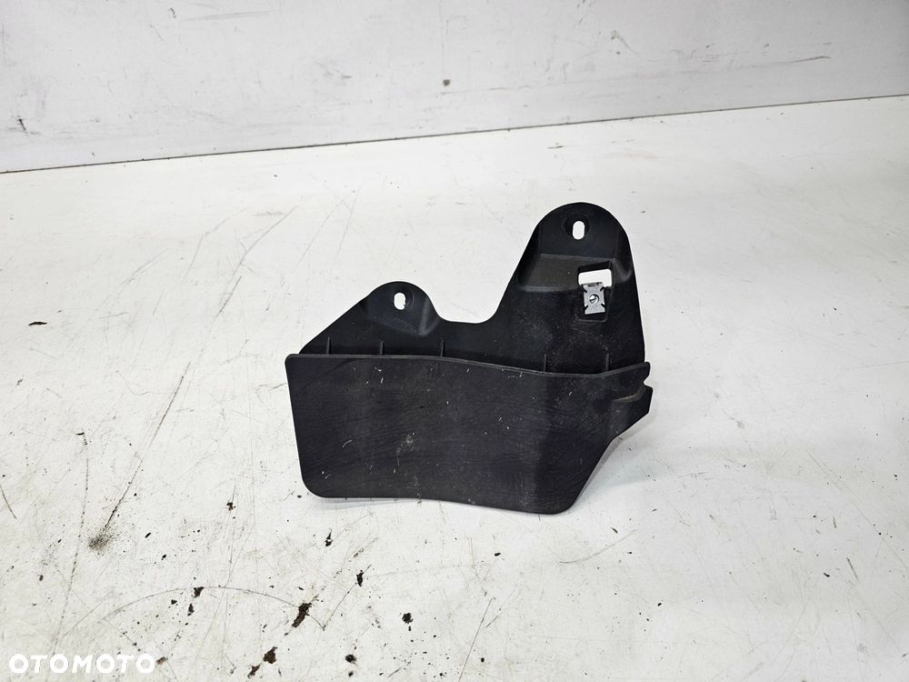 CHLAPACZ SPOJLERA PRAWY TYŁ AUDI A3 8Y 8Y0853834B - 1