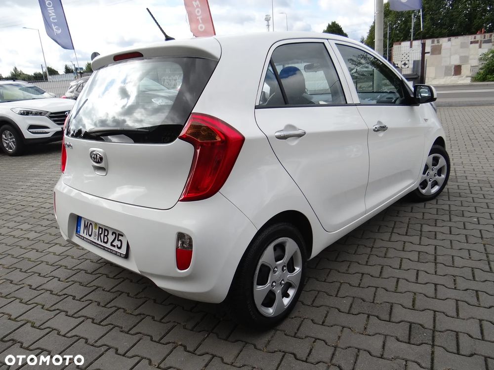 Kia Picanto 1.0 Dream Team Edition - 4