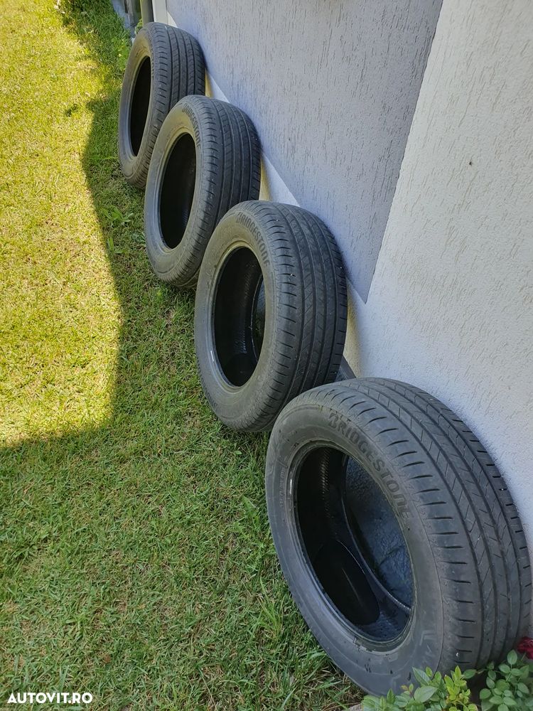 Set 4 anvelope BRIDGESTONE 225/65/R17 - 1