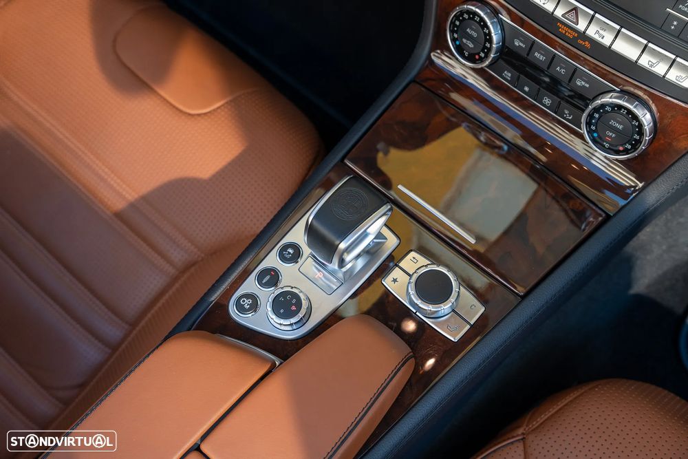 Mercedes-Benz SL 63 AMG - 18