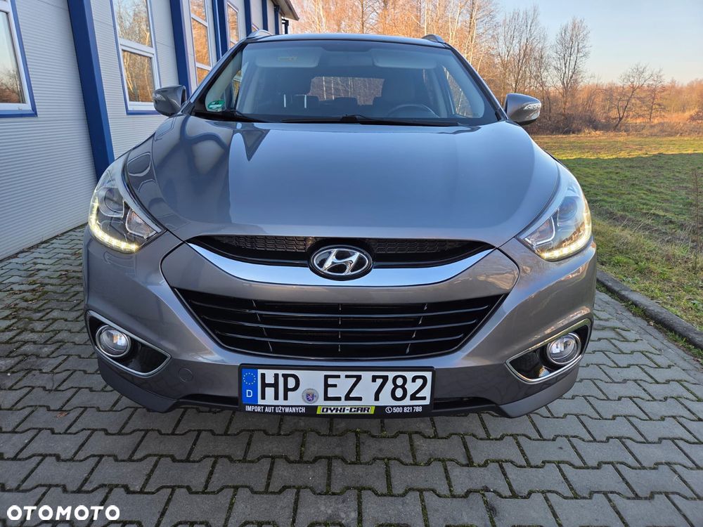 Hyundai ix35 1.6 2WD Fifa World Cup Edition - 9