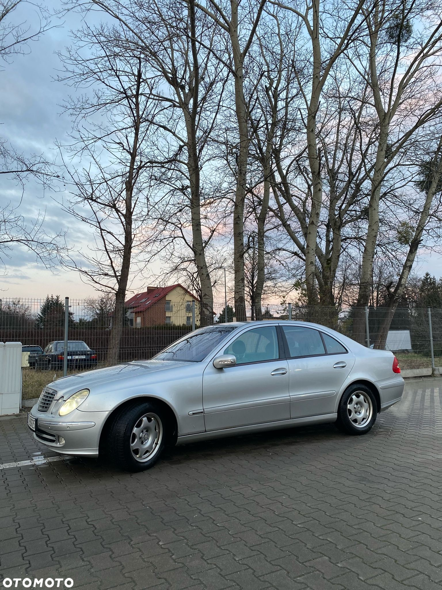 Mercedes-Benz Klasa E 320 T Elegance - 7