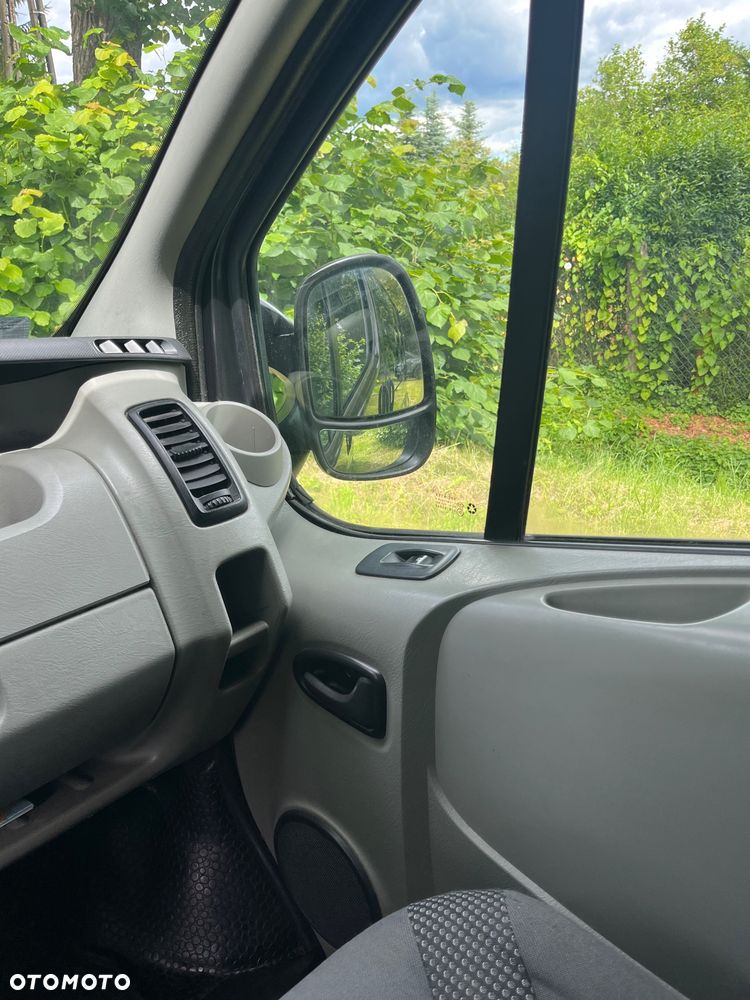 Opel Vivaro L2H1 - 12