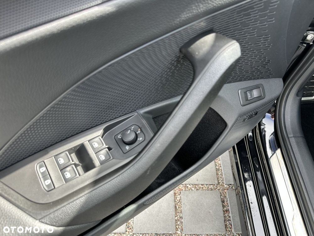 Skoda Octavia 2.0 TSI RS DSG - 12