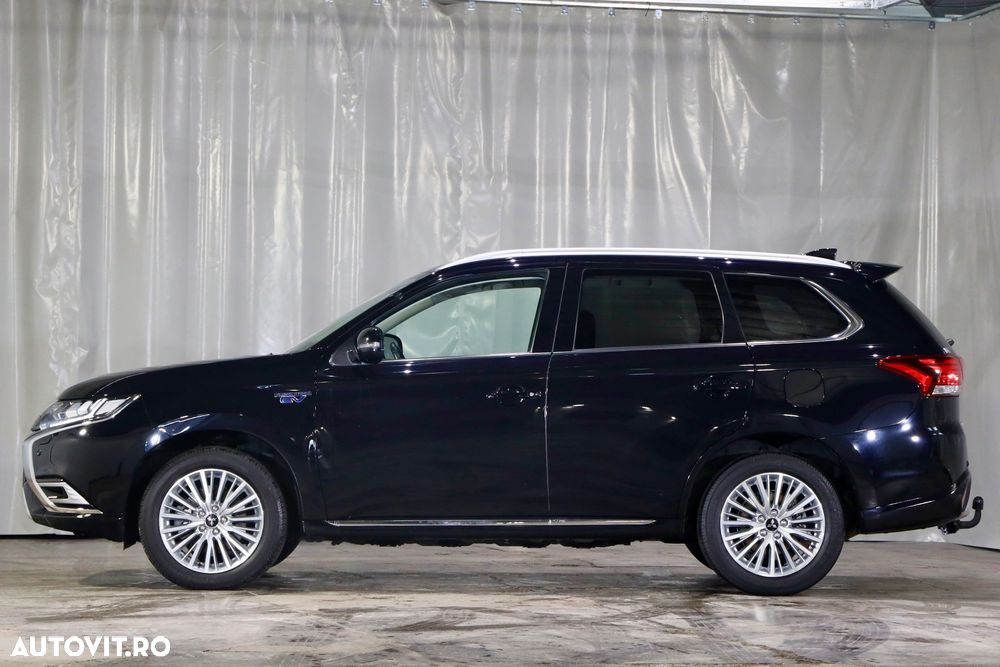 Mitsubishi Outlander PHEV 2.4 L 4X4 Instyle - 40