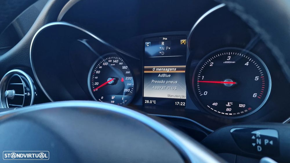Mercedes-Benz GLC 250 d 4Matic 9G-TRONIC AMG Line - 18