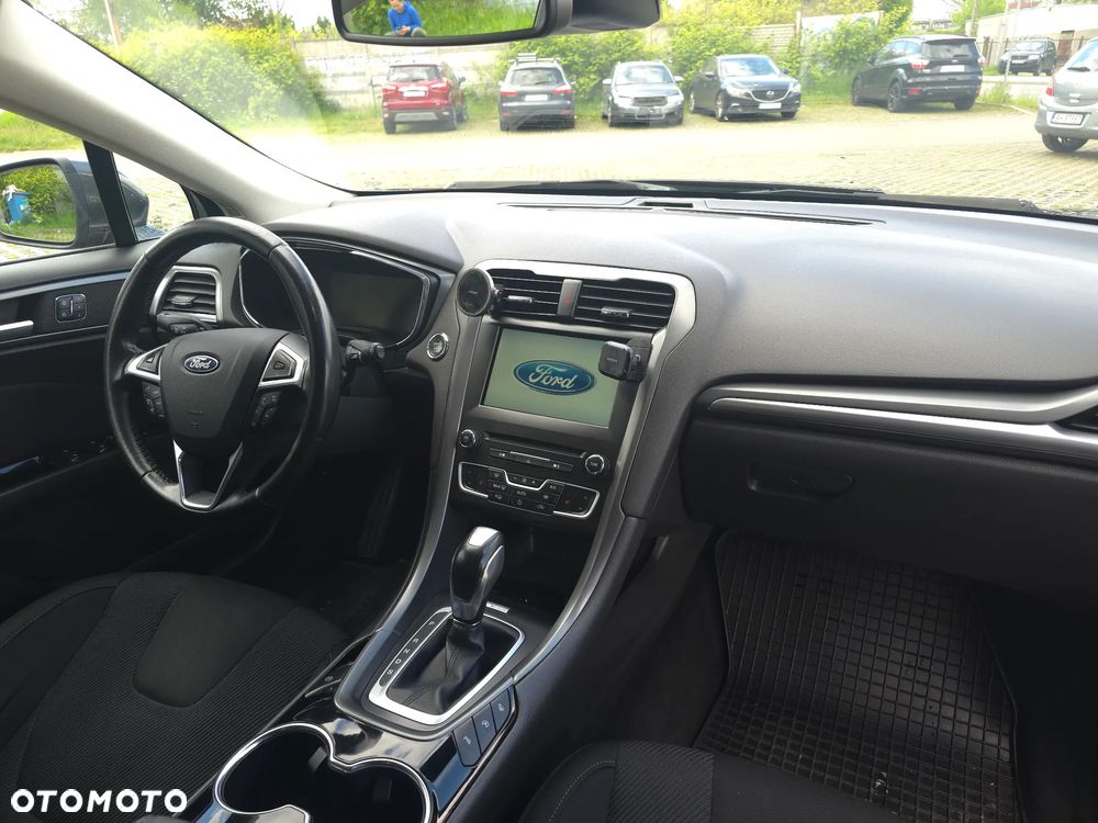 Ford Mondeo 2.0 TDCi Titanium PowerShift - 11