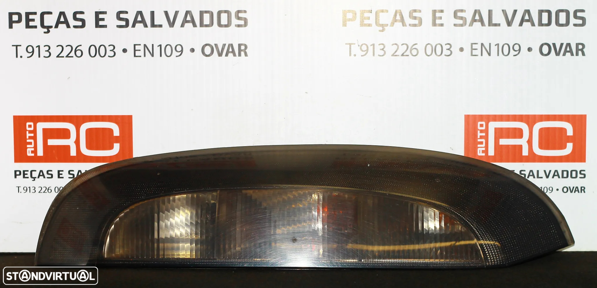 FAROLIM ESQUERDO OPEL CORSA C - 2