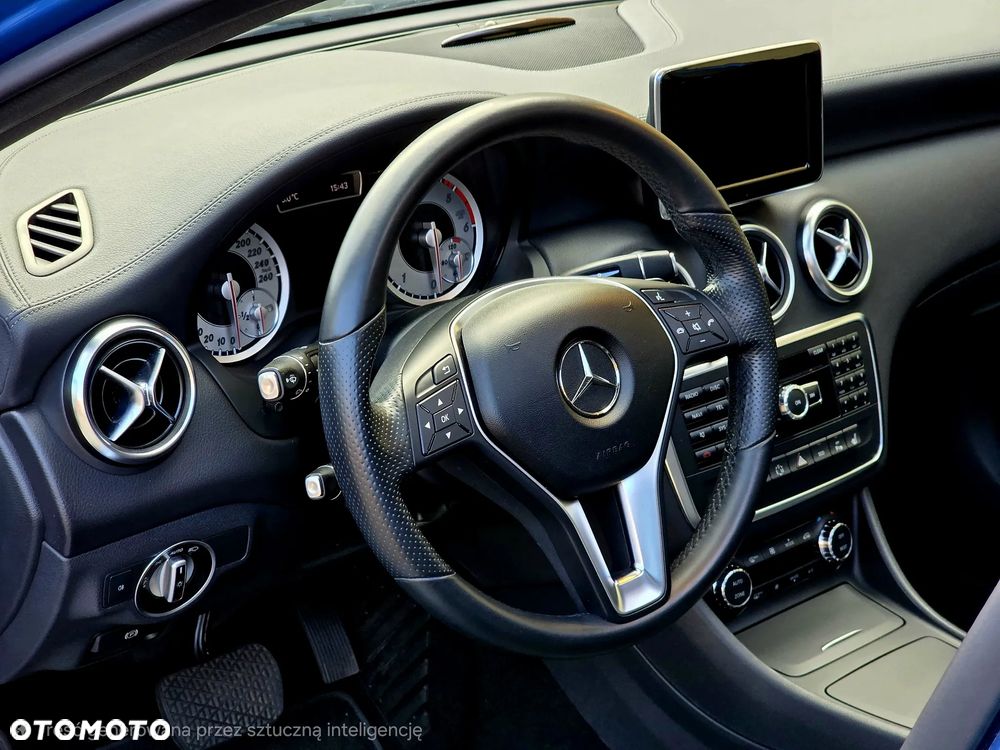 Mercedes-Benz Klasa A 200 CDI (BlueEFFICIENCY) 7G-DCT Urban - 18
